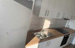 Apartament de 44 mp utili, parcare, lift, zona sensului giratoriu