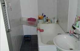 Vanzare 3 camere decomandate, 80 mp utili, loc parcare, zona Kaufland!