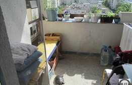 Vanzare 3 camere decomandate, 80 mp utili, loc parcare, zona Kaufland!