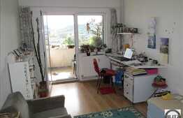 Vanzare 3 camere decomandate, 80 mp utili, loc parcare, zona Kaufland!