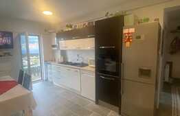 3 camere, gradina 100mp, loc de parcare, zona Catanelor!