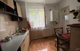 Apartament 3 camere, semidecomandat, zona Hermes!