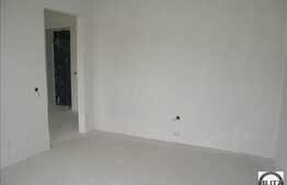 De vanzare 1 camera, 31 mp, decomandat, zona strazii Eroilor! Semifinisat!