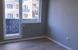 Apartament decomandat, terasa, balcon, incalzire in pardoseala, lift, zona Metro