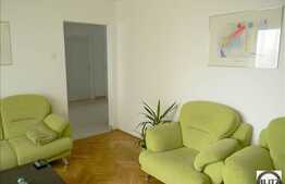 Apartament de vanzare4 camere, 85 mp, zona Donath. Boxa inclusa!