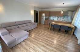 Apartament de 3 camere, 78 mp, zona Tractorul 