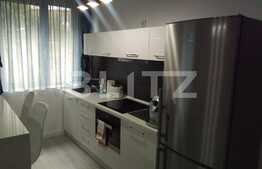 Apartament superfinisat, 3 camere, parcare, zona Complex Platinia Shopping Center