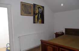 Duplex in cartierul Bunloc de 365 mp, teren 446 mp