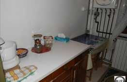 Vanzare apartament 2 camere, 43 mp utili, zona Hateg