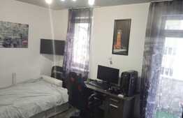 Apartament cu 3 camere decomandate, parcare, zona strazii Cetatii