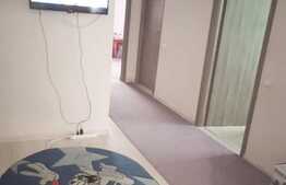 Apartament cu 3 camere decomandate, parcare, zona strazii Cetatii