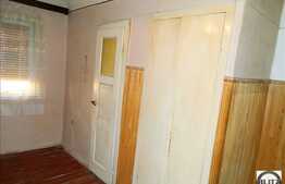 De vanzare 1 camera in zona strazii Bucuresti, cu parcare