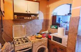 Garsoniera 21 mp, etaj intermediar, zona strazii Plevnei