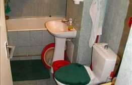 De vanzare apartament 3 camere, 54 mp utili, in zona Nora