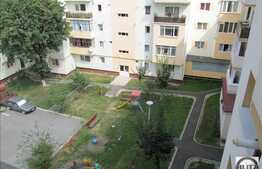 3 camere, 65 mp, decomandat, zona strazii Lacul Rosu