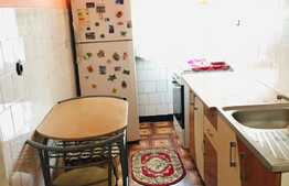 Apartament 2 camere, decomandate, etaj intermediar