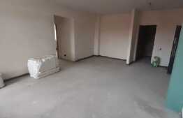 Apartament 3 camere, 53 mp, balcon, zona strazii Teilor!