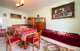 Apartament cu 3 camere, decomandat, 90 mp, parcare, zona Piata Avram Iancu