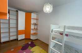 Apartament de 2 camere, decomandat, 50mp, parcare, zona McDonald's