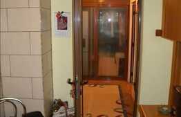 Vanzare 2 camere decomandate, zona Billa. Boxa, garaj si loc de parcare incluse!