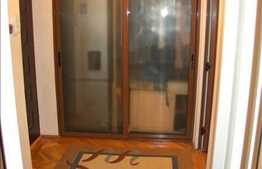 Vanzare 2 camere decomandate, zona Billa. Boxa, garaj si loc de parcare incluse!