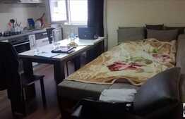 Vanzare mansarda inalta cu 1 camera, 45 mp, balcon, zona Florilor! Parcare!