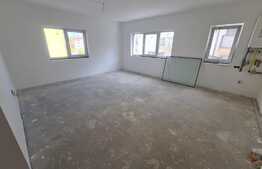 Apartament 3 camere, gradina, semifinisat, parcare! Zona strazii Fagului!