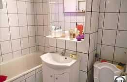 Vanzare apartament decomandat in zona Aurel Vlaicu