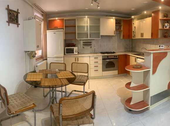 4 camere, astra, pat matrimonial, loc de parcare, boxa | Poza1