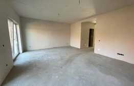 Casa cuplata de vanzare, 120 mp, 245 teren, zona linistita de case, Avram Iancu 