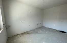 Casa cuplata de vanzare, 120 mp, 245 teren, zona linistita de case, Avram Iancu 