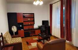 Apartament de 2 camere, 55 mp, parcare, zona Piata Cipariu