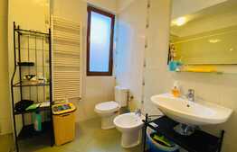 Apartament cu 2 camere, 60 mp, garaj, zona strazii Republicii