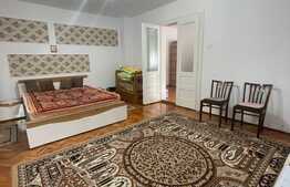 Casa individuala de vanzare, 4 camere, 160 mp, 1700 teren, Vlaha 