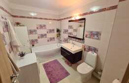 Apartament modern, 2 camere, 67 mp, parcare! Zona strazii Florilor!