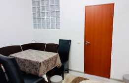 Apartament decomandat, 2 camere, 50 mp, parcare, zona Taietura Turcului