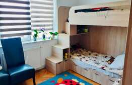 Apartament decomandat, 2 camere, 50 mp, parcare, zona Taietura Turcului