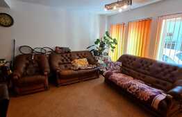 Oportunitate! De vanzare casa tip duplex in zona Terra!