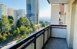 Apartament cu 2 camere, 50 mp, decomandat, zona Calea Floresti