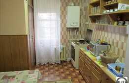 4 camere decomandate, 85 mp, zona strazii Titulescu. Bloc izolat termic!