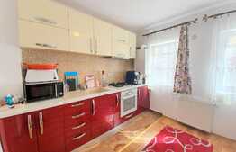 Apartament modern cu 2 camere decomandate, parcare! Zona Florilor!