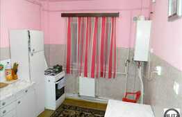 Vanzare apartament 3 camere decomandate, 66.7 mp, zona Piata Marasti