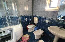 Apartament 2 camere, semidecomandat, gradina, zona UMF