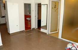 Apartament 3 camere, la 5 minute de Piata Cipariu. AC si loc de parcare!