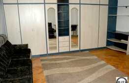 Apartament 3 camere, la 5 minute de Piata Cipariu. AC si loc de parcare!