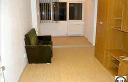 Apartament 3 camere, la 5 minute de Piata Cipariu. AC si loc de parcare!