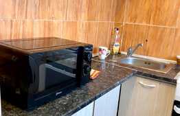 Garsoniera decomandata,prima inchiriere, 30 mp, centrala proprie, zona Marasti