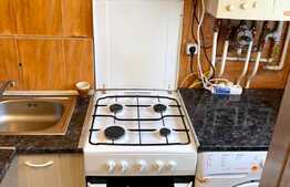 Garsoniera decomandata,prima inchiriere, 30 mp, centrala proprie, zona Marasti