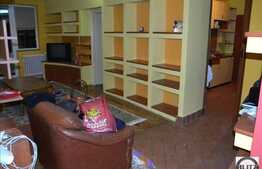 Apartament 3 camere, 90 mp, garaj, 2 balcoane, zona Alexandru Vlahuta