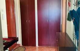 Apartament 2 camere , decomandate ,geam la baie ,zona Pietei Flora!